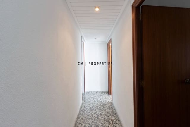 4 makuuhuone Asunto vuokrattavana paikassa Xirivella - 1 300 € (Ref: 10184047)