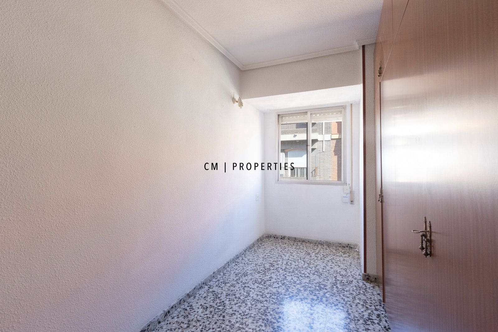 4 Zimmer Wohnung zu vermieten in Xirivella - 1.300 € (Ref: 10184047)
