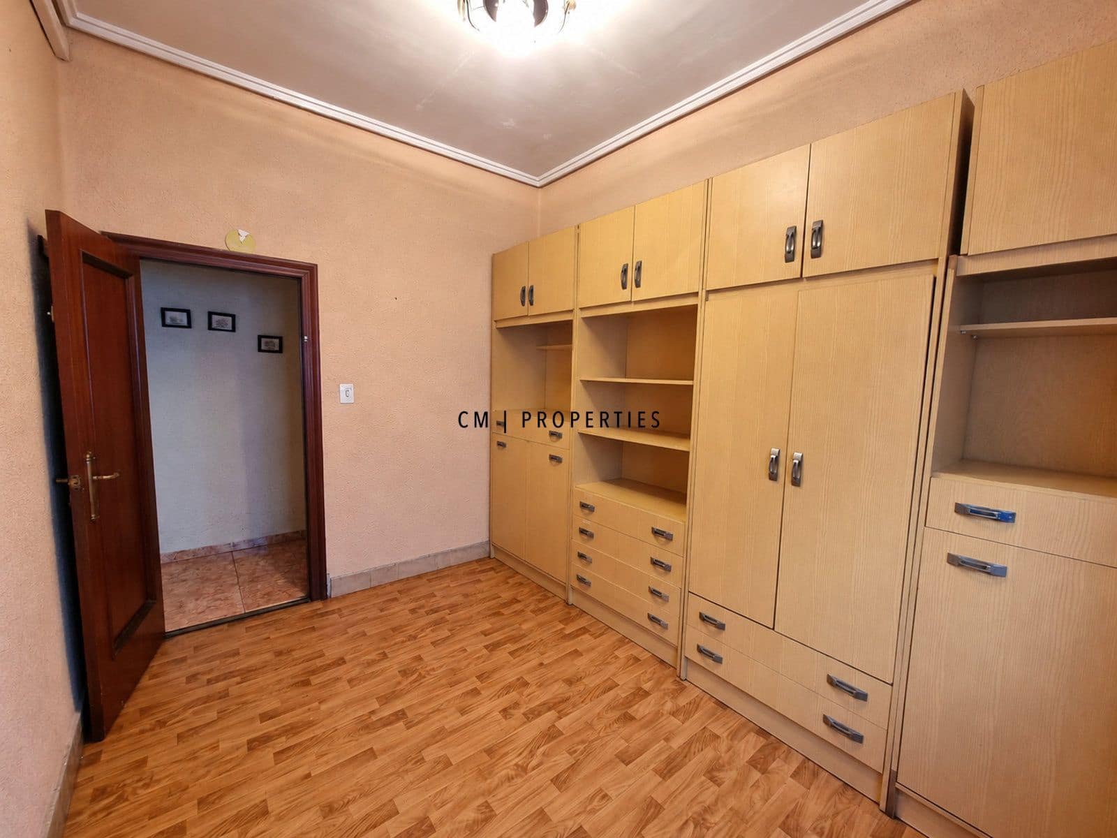 Piso de 3 habitaciones en València ciudad en venta - 249.000 € (Ref: 10185293)