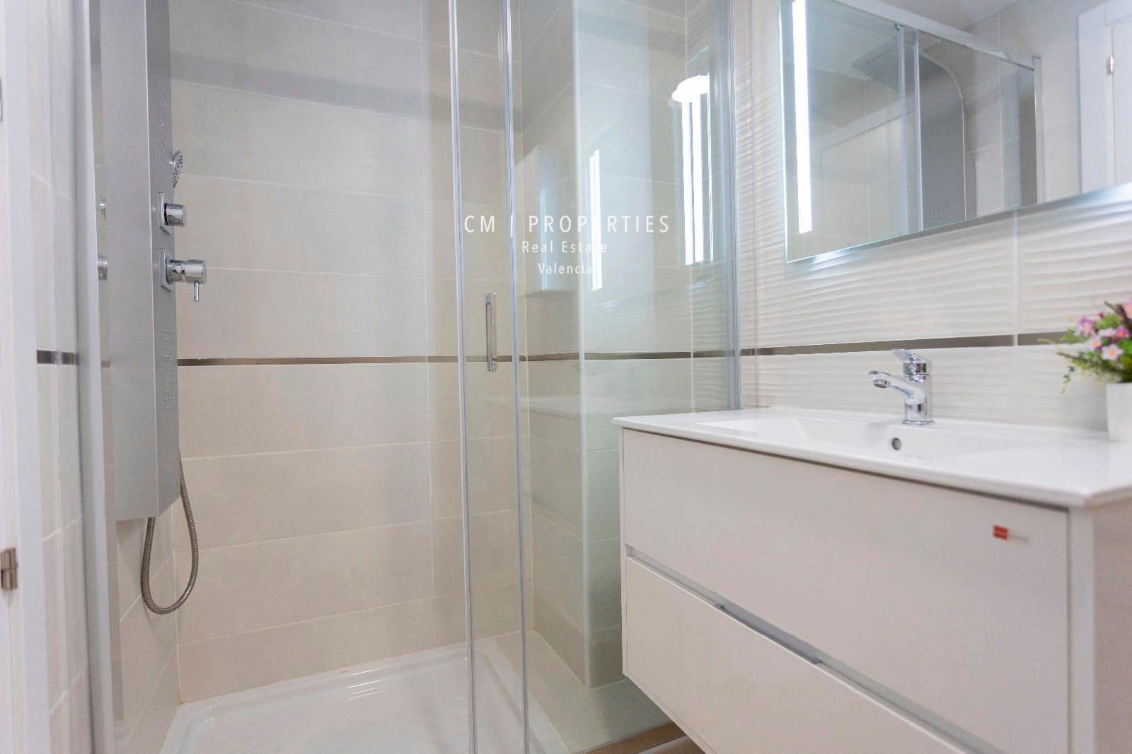 2 bedroom Flat for sale in Cabanes with pool garage - € 259,000 (Ref: 8328043)