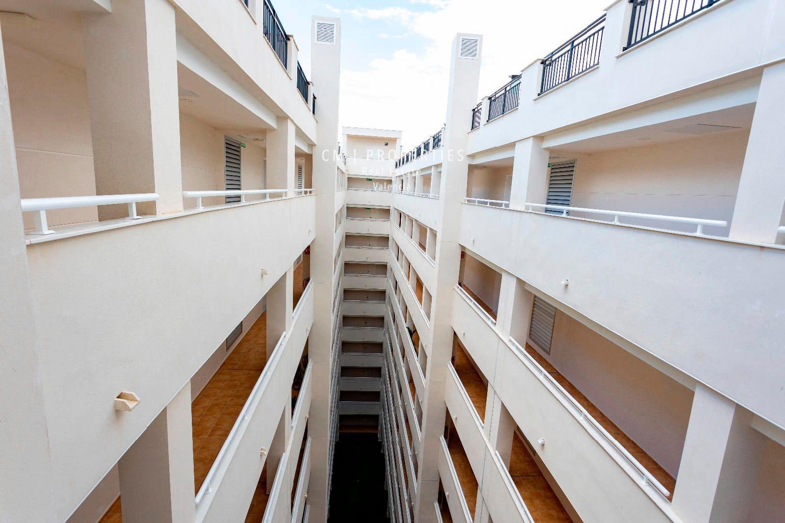2 bedroom Flat for sale in Cabanes with pool garage - € 259,000 (Ref: 8328043)