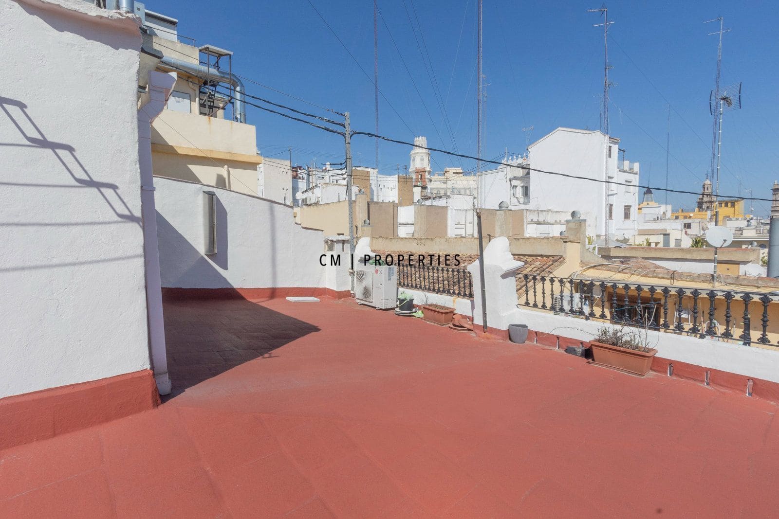 2 bedroom Penthouse for rent in Valencia city - € 1,600 (Ref: 8332993)