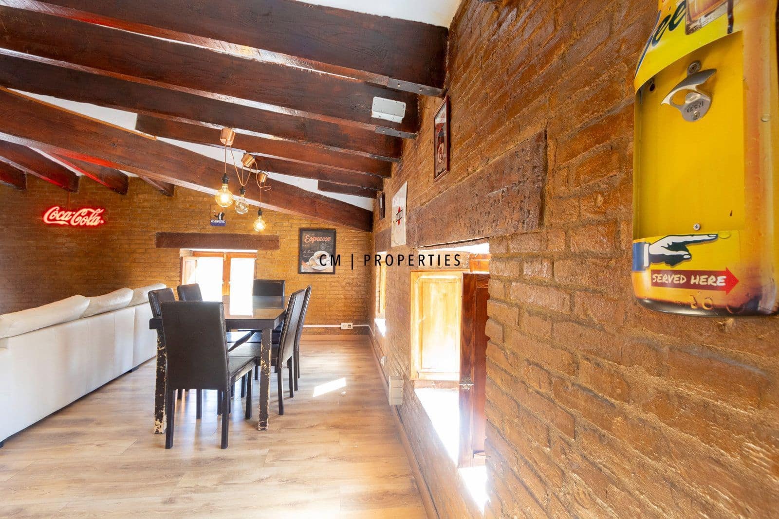 2 bedroom Penthouse for rent in Valencia city - € 1,600 (Ref: 8332993)