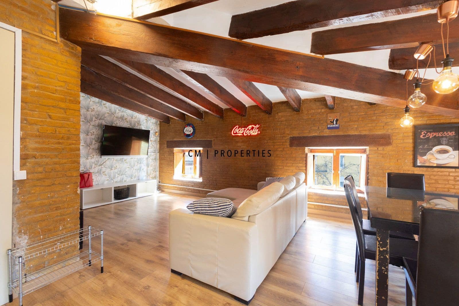 2 bedroom Penthouse for rent in Valencia city - € 1,600 (Ref: 8332993)