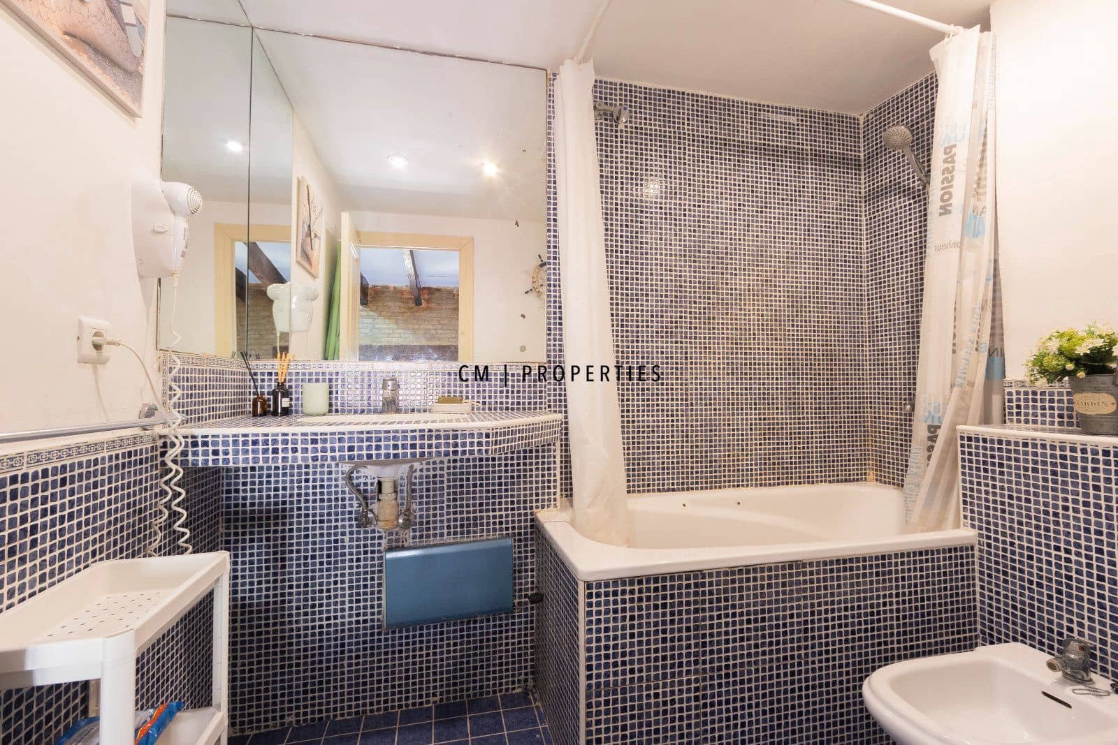2 bedroom Penthouse for rent in Valencia city - € 1,600 (Ref: 8332993)