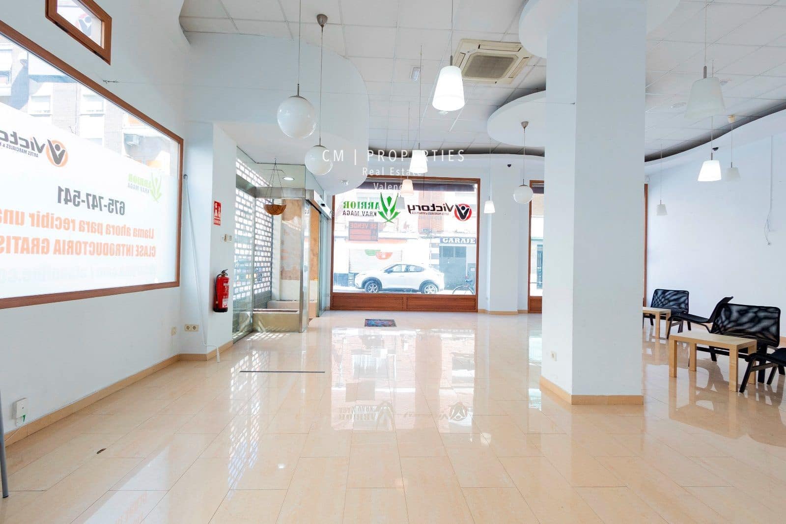 Kommersiell til salgs i Valencia by - € 560 000 (Ref: 8333012)