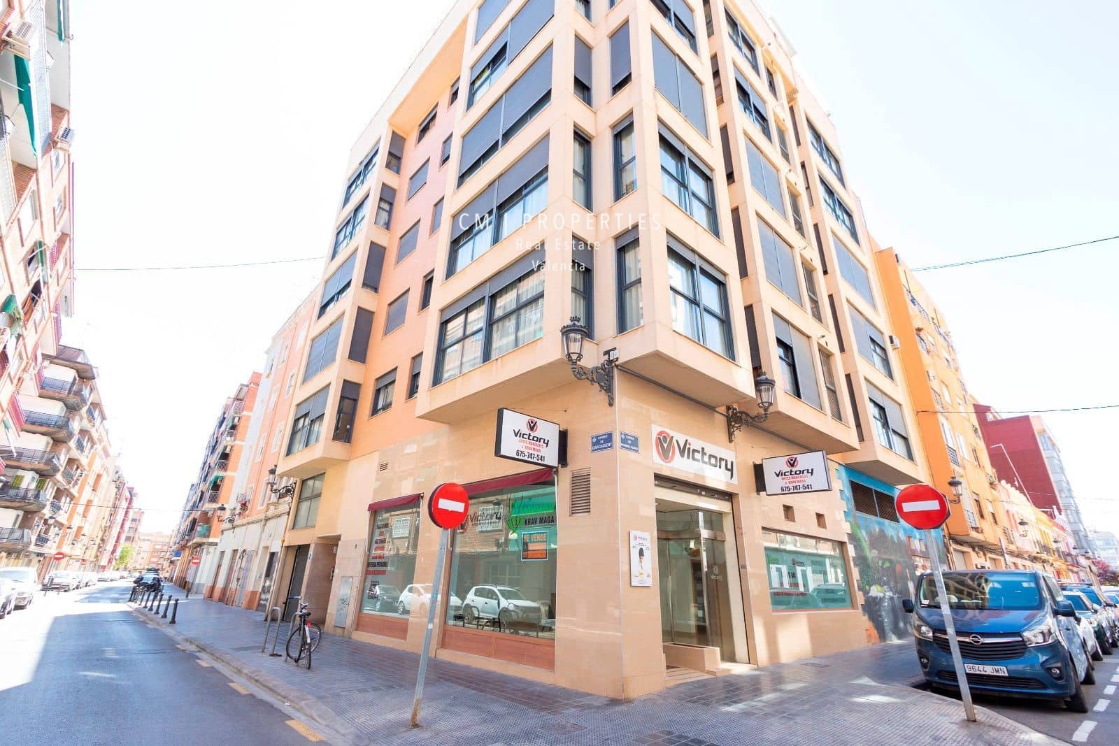 Kommersiell til salgs i Valencia by - € 560 000 (Ref: 8333012)