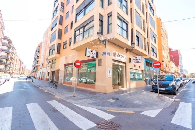 Gewerbe zu verkaufen in València Stadt - 560.000 € (Ref: 8333012)