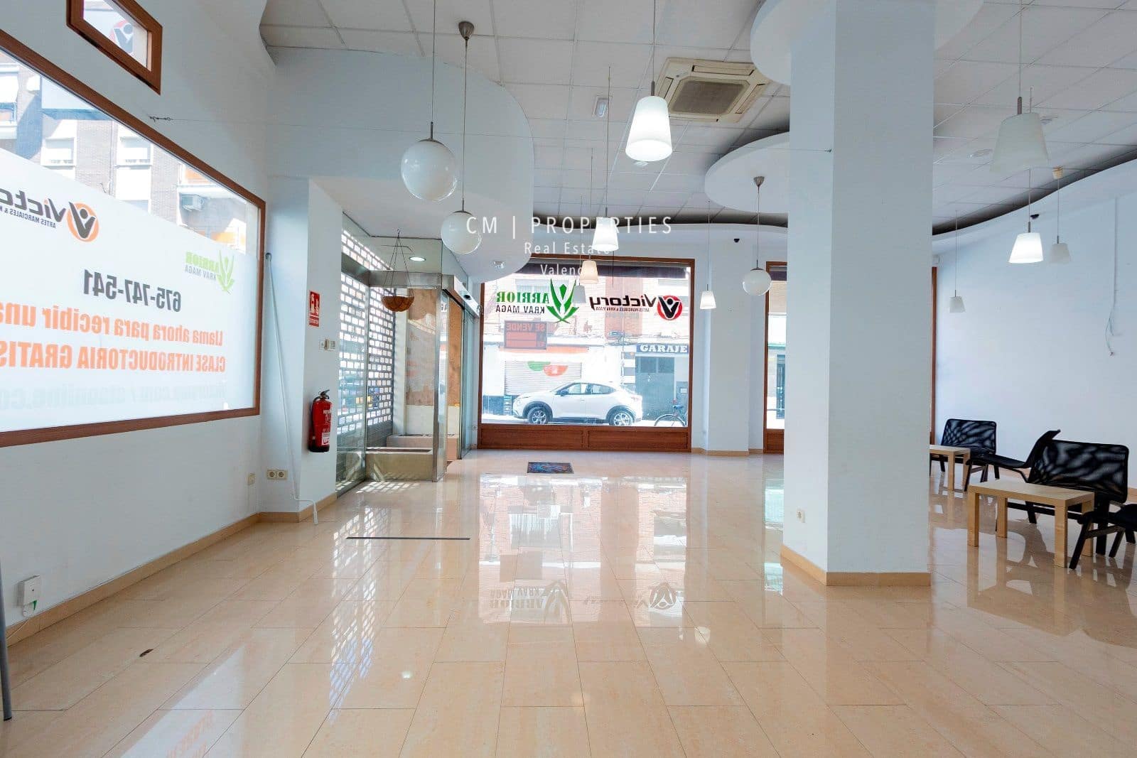 Kommersiell til salgs i Valencia by - € 560 000 (Ref: 8333012)