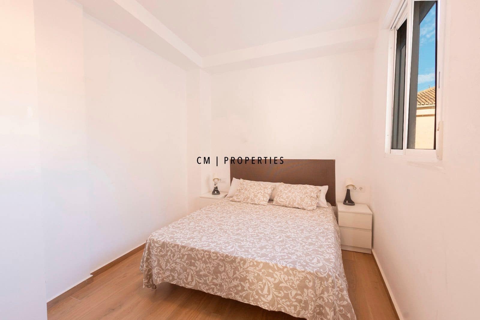 Piso de 2 habitaciones en València ciudad en alquiler - 1.450 € (Ref: 8333014)