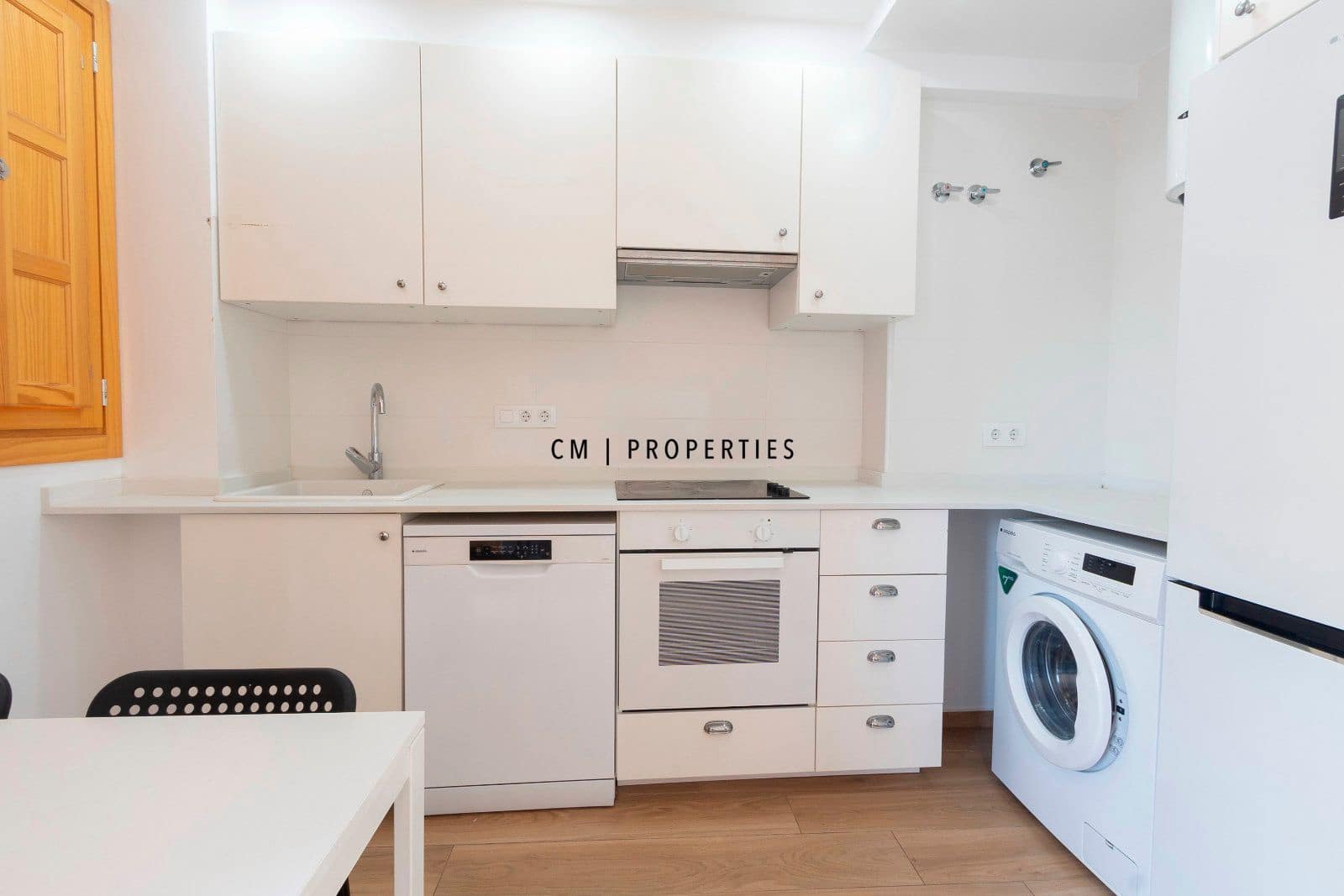 Piso de 2 habitaciones en València ciudad en alquiler - 1.450 € (Ref: 8333014)