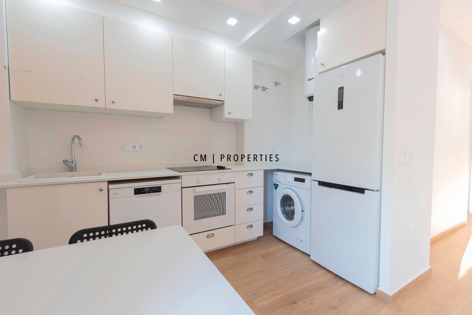 Piso de 2 habitaciones en València ciudad en alquiler - 1.450 € (Ref: 8333014)
