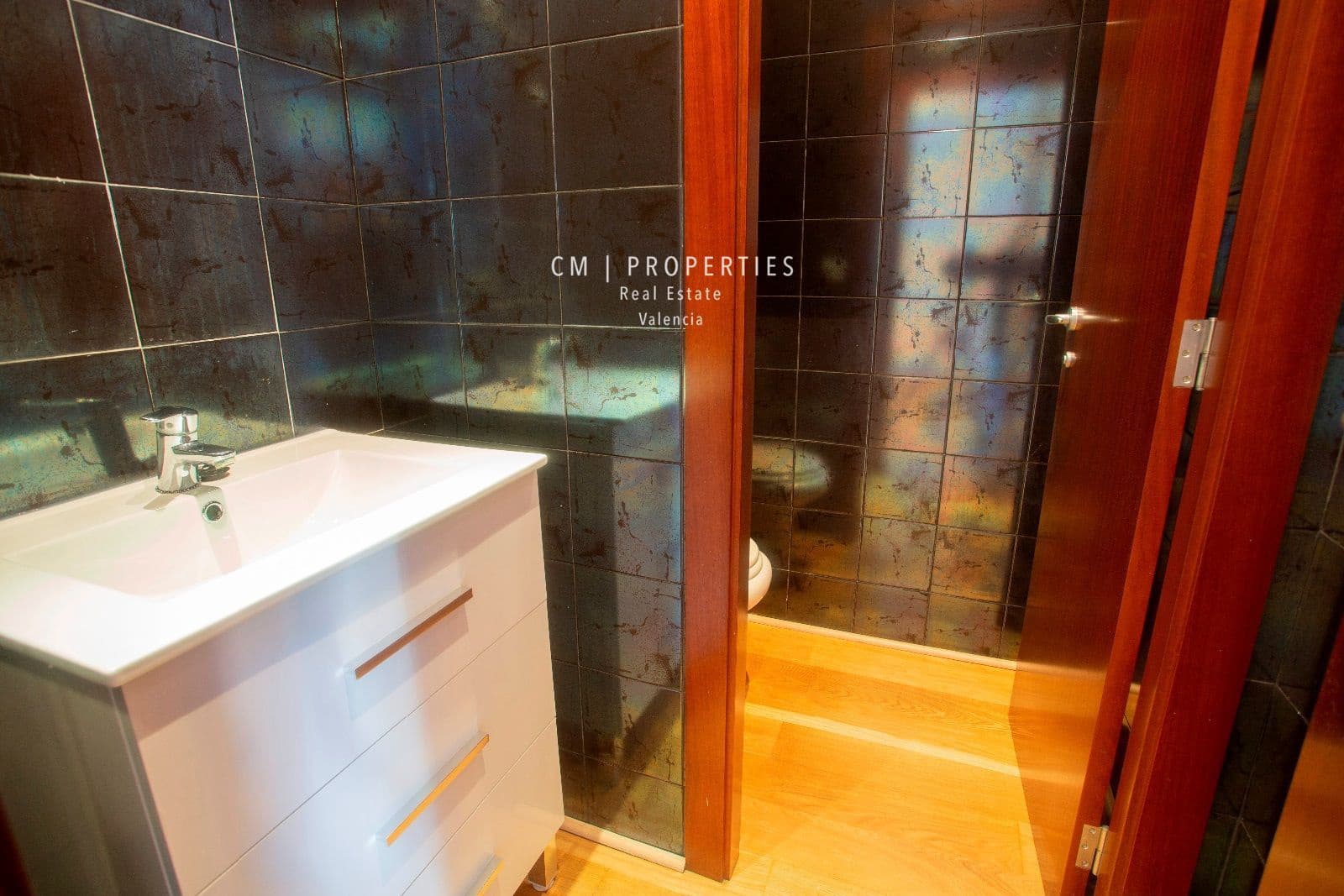 4 bedroom Villa for rent in Paterna with pool garage - € 2,800 (Ref: 8333019)