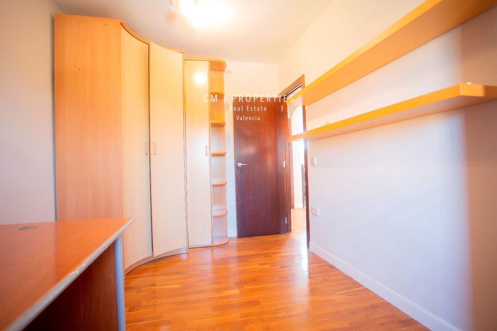 4 bedroom Villa for rent in Paterna with pool garage - € 2,800 (Ref: 8333019)