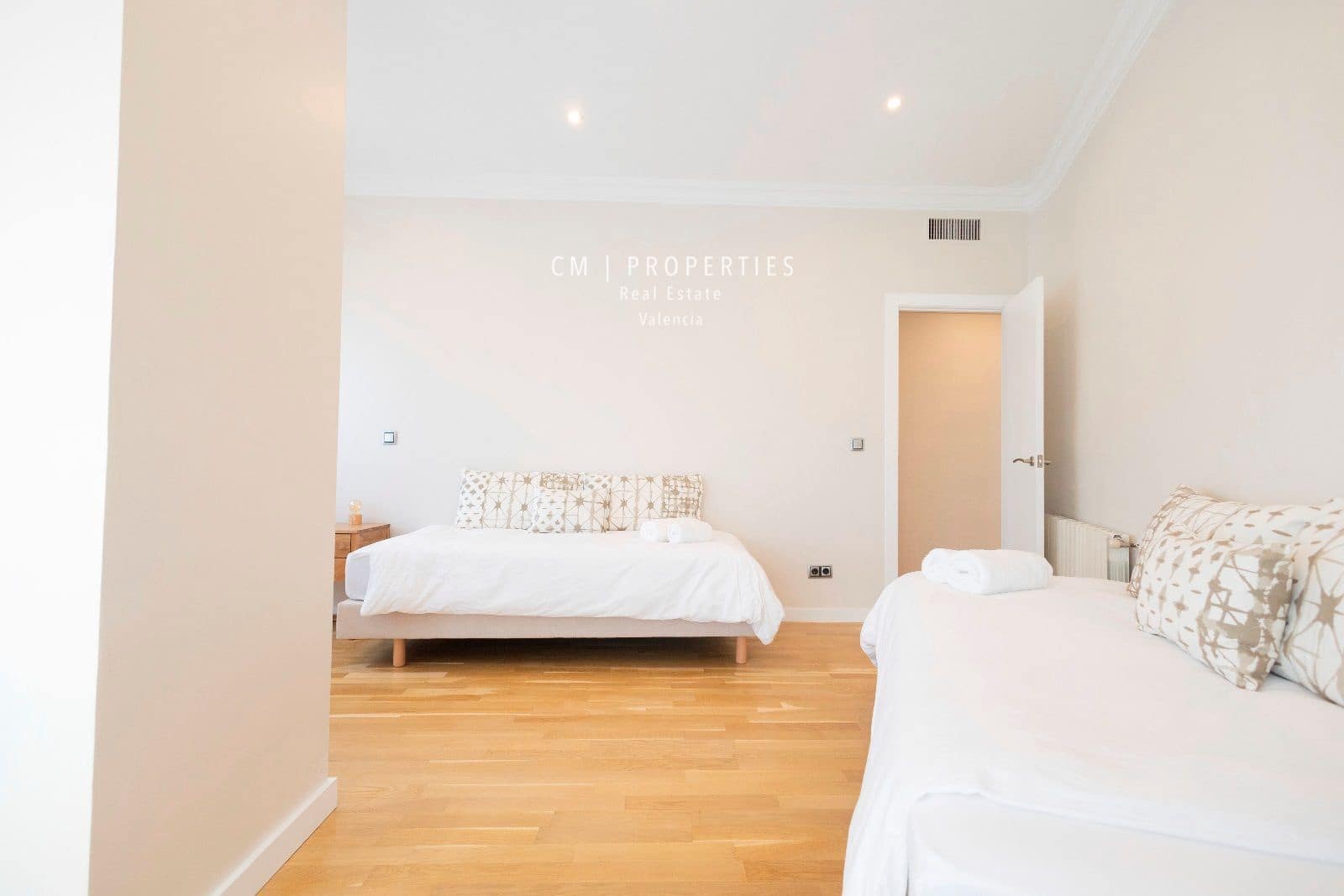 3 soverom Leilighet til leie i Valencia by - € 5 300 (Ref: 8333030)