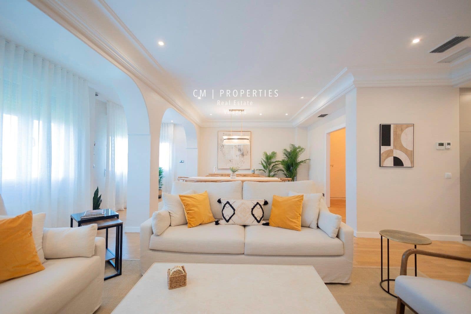 3 soverom Leilighet til leie i Valencia by - € 5 300 (Ref: 8333030)