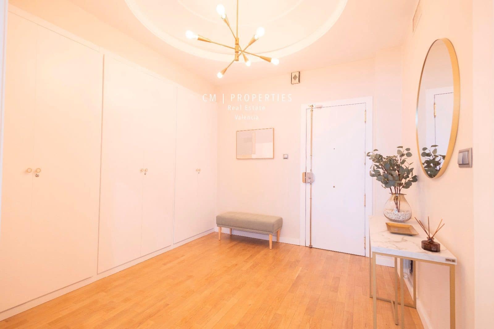 3 soverom Leilighet til leie i Valencia by - € 5 300 (Ref: 8333030)