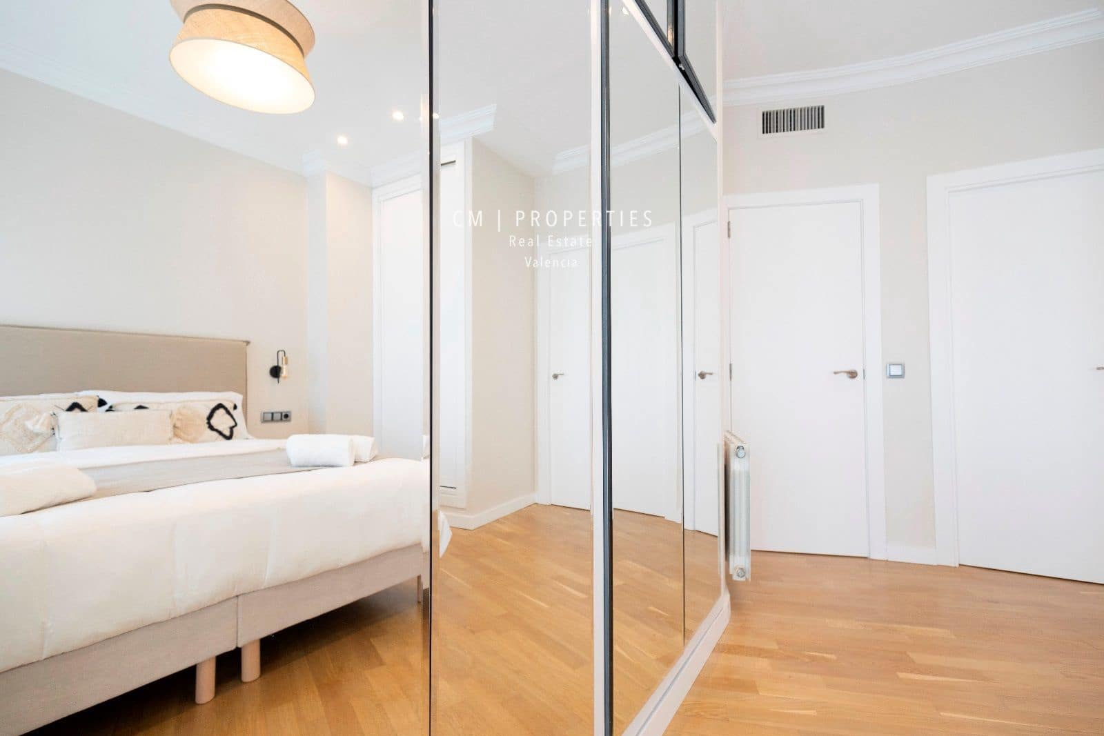 3 soverom Leilighet til leie i Valencia by - € 5 300 (Ref: 8333030)