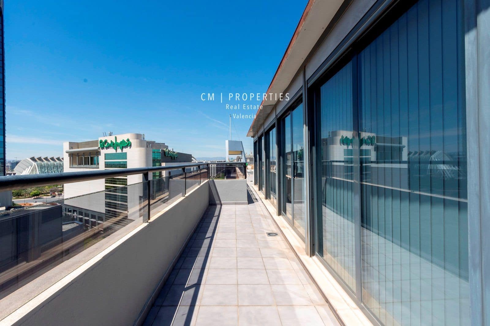 3 soveværelse Penthouse til salg i Valencia by med swimmingpool - € 1.500.000 (Ref: 8333031)