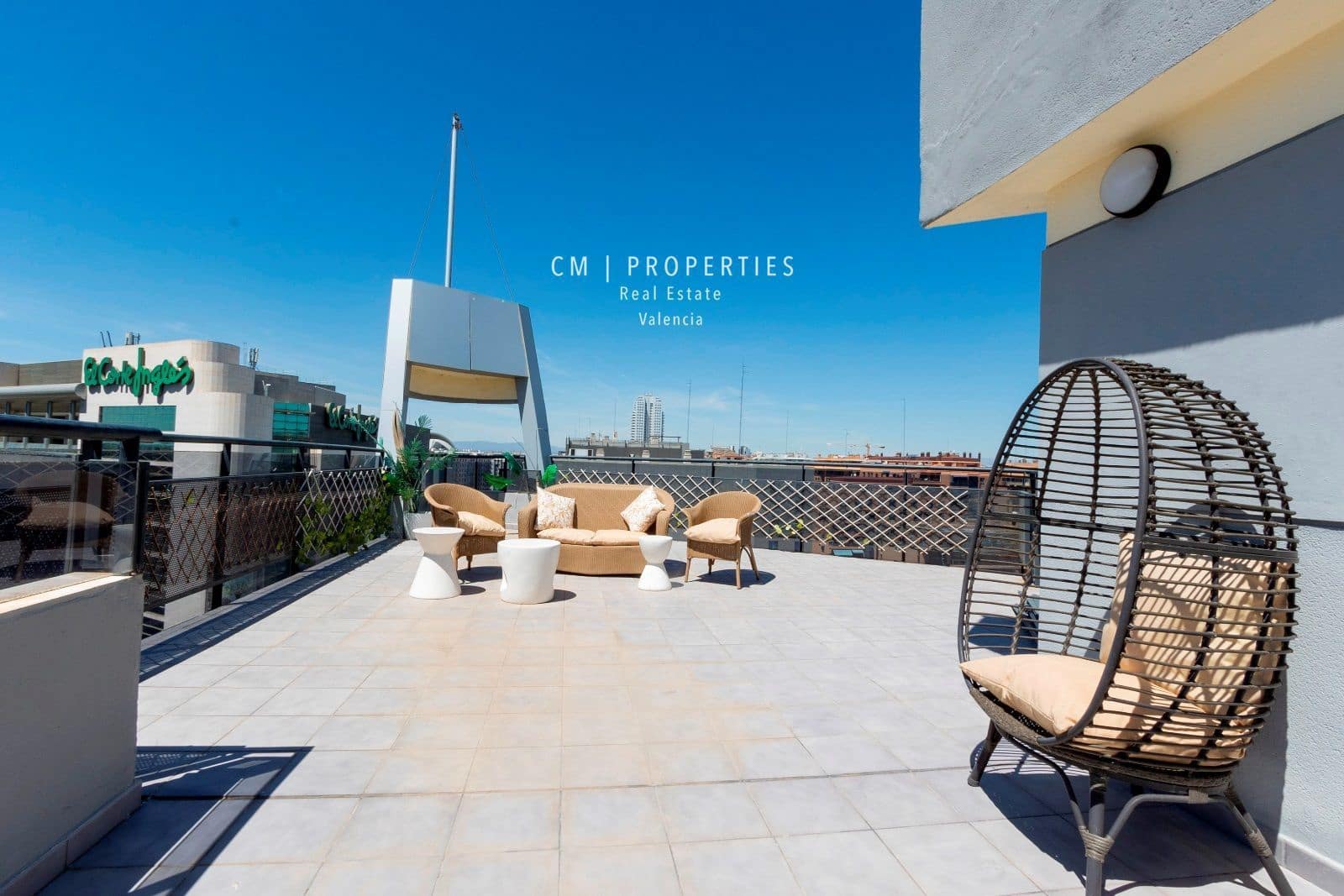 3 soveværelse Penthouse til salg i Valencia by med swimmingpool - € 1.500.000 (Ref: 8333031)