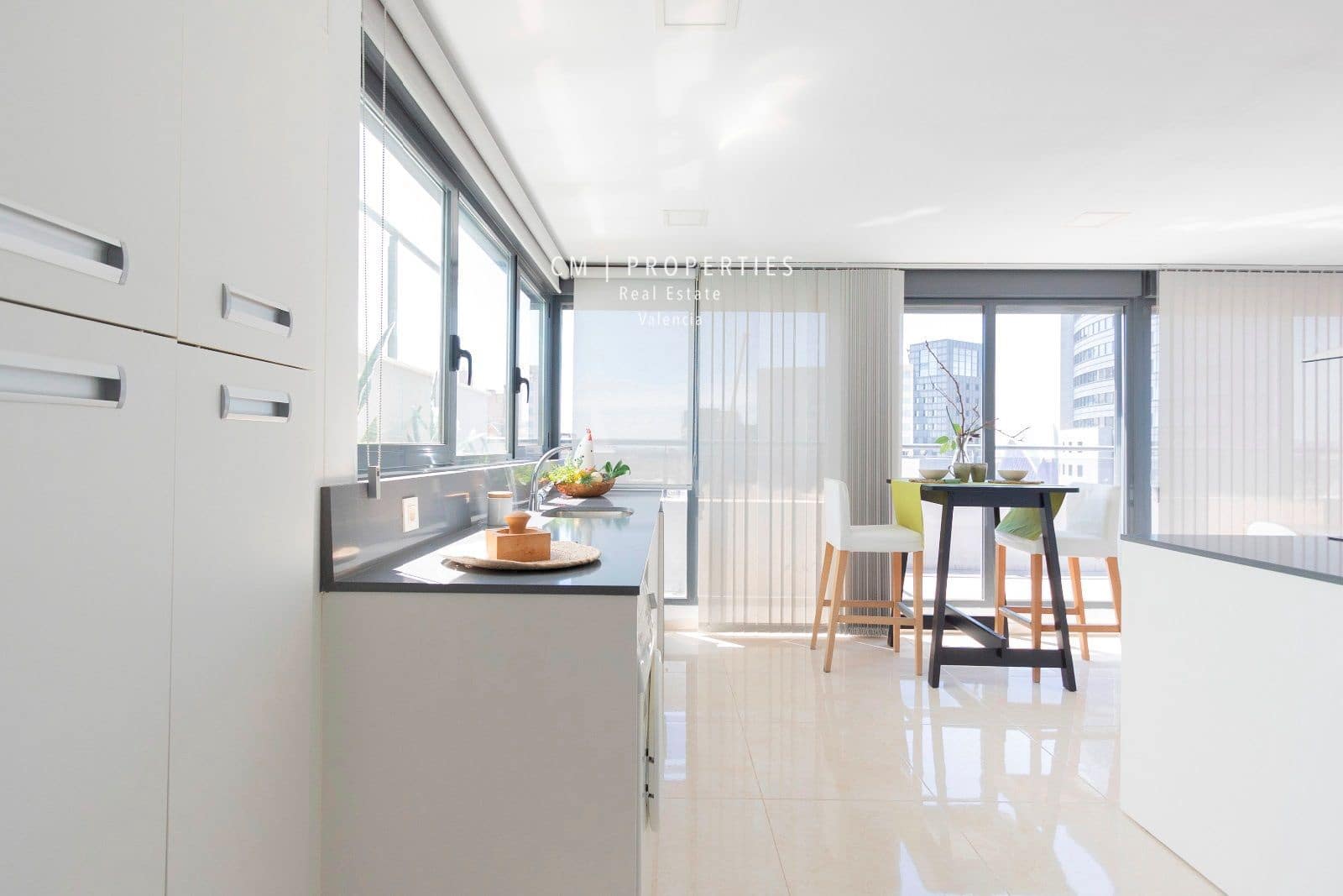 3 soveværelse Penthouse til salg i Valencia by med swimmingpool - € 1.500.000 (Ref: 8333031)