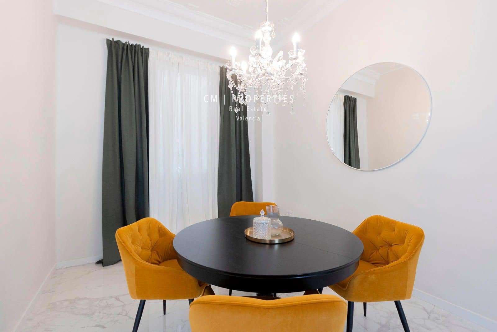 3 sovrum Lägenhet att hyra i Valencia stad - 2 500 € (Ref: 8333042)