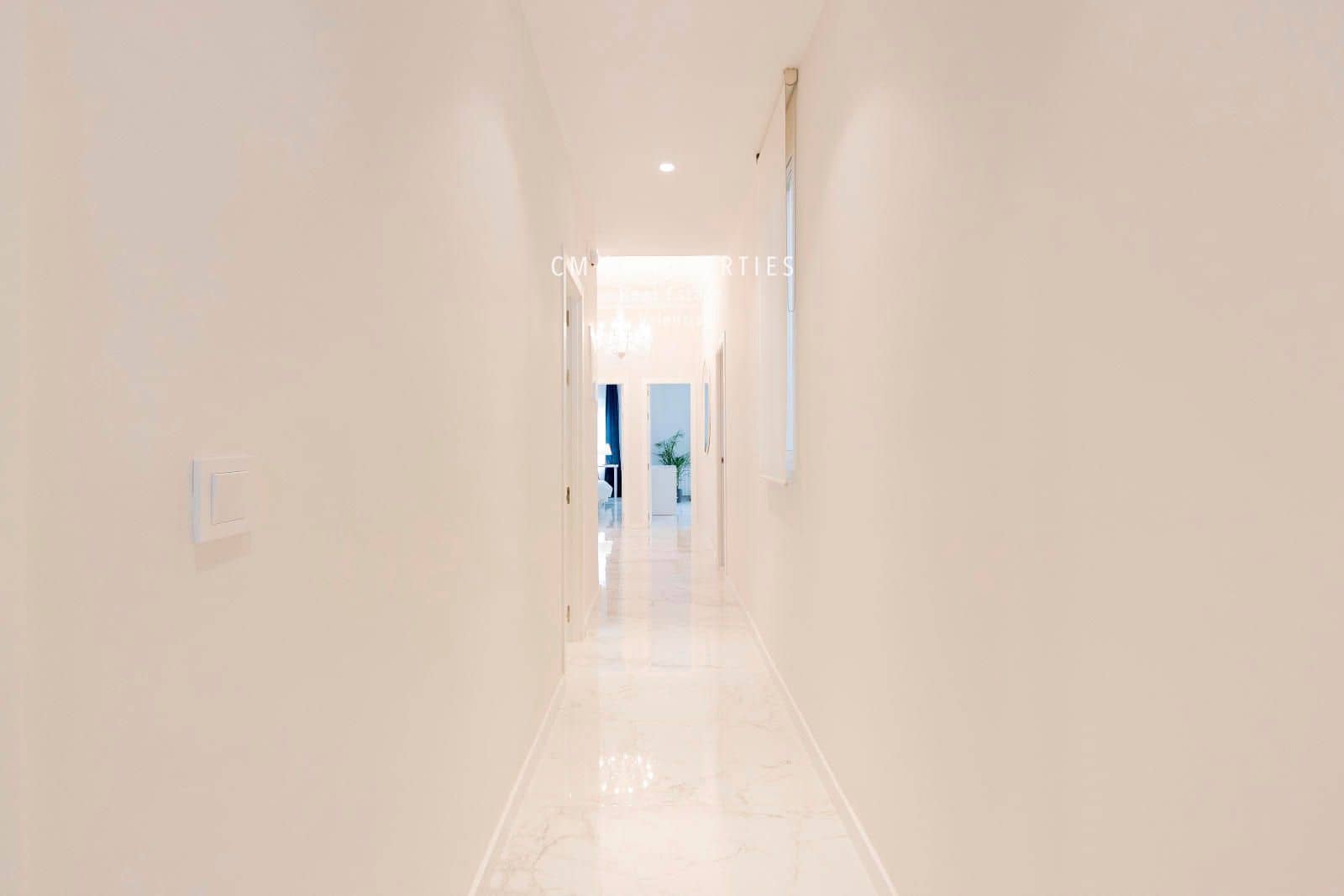 3 sovrum Lägenhet att hyra i Valencia stad - 2 500 € (Ref: 8333042)