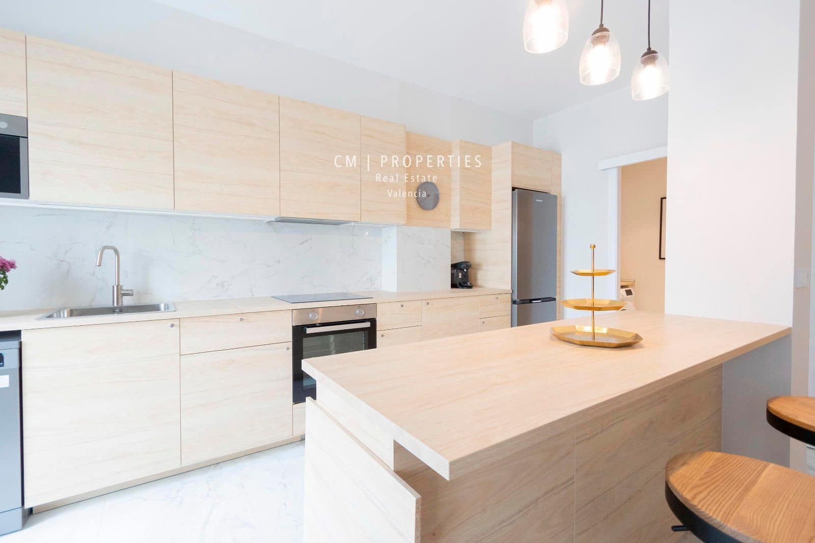 3 sovrum Lägenhet att hyra i Valencia stad - 2 500 € (Ref: 8333042)
