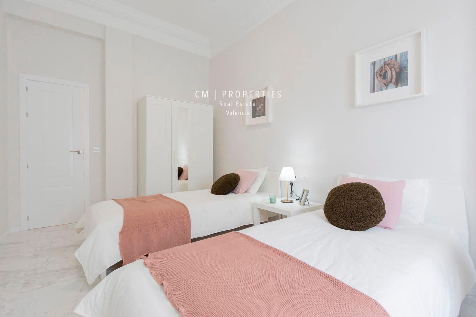3 sovrum Lägenhet att hyra i Valencia stad - 2 500 € (Ref: 8333042)