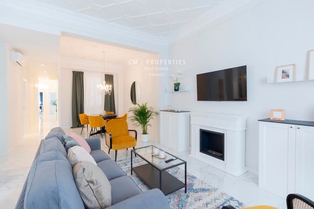 3 sovrum Lägenhet att hyra i Extramurs, Valencia stad - 2 500 € (Ref: 8333042)