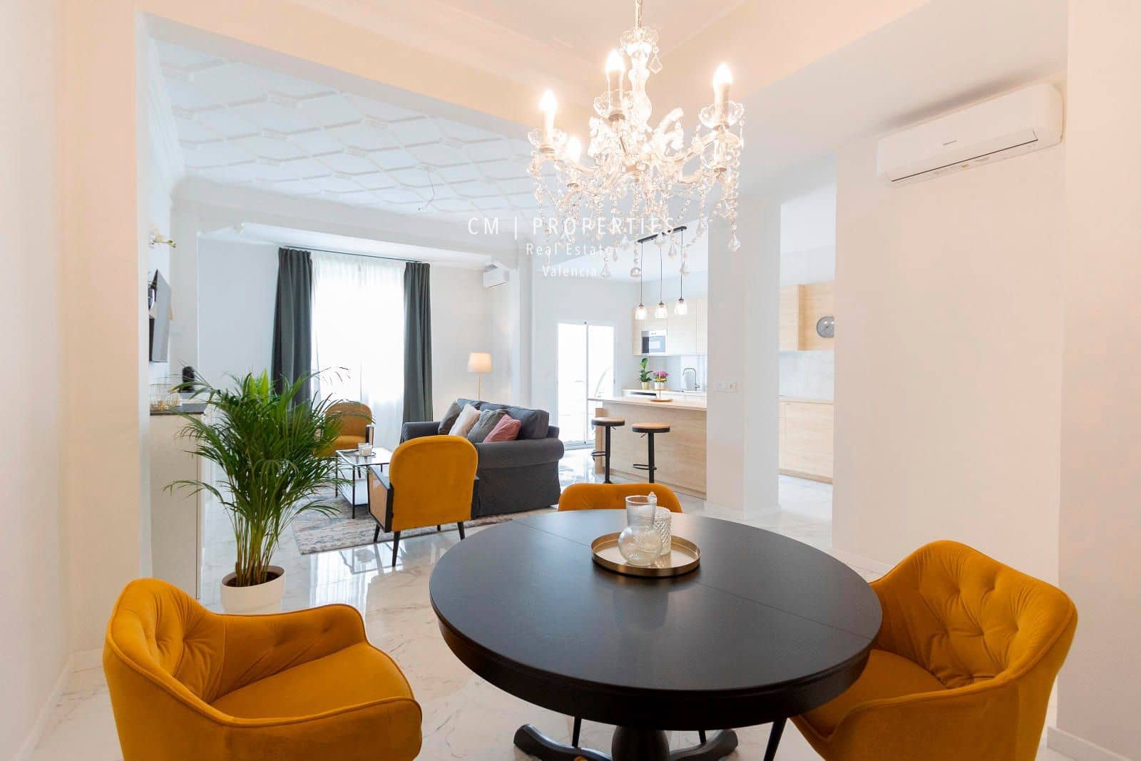 3 sovrum Lägenhet att hyra i Valencia stad - 2 500 € (Ref: 8333042)