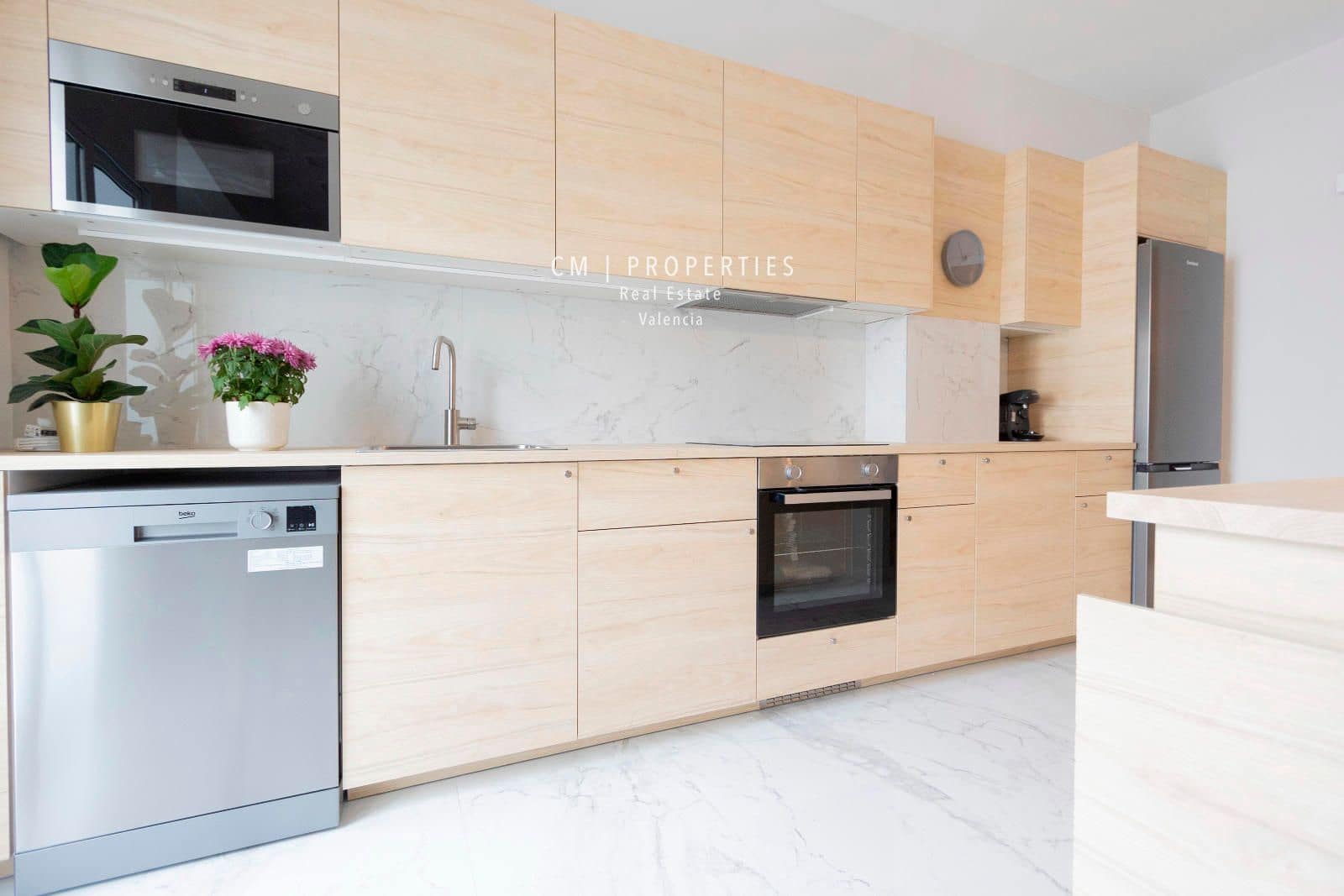 3 sovrum Lägenhet att hyra i Valencia stad - 2 500 € (Ref: 8333042)
