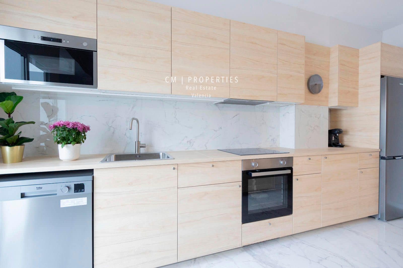 3 sovrum Lägenhet att hyra i Valencia stad - 2 500 € (Ref: 8333042)