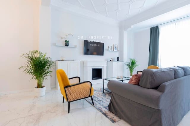 3 sovrum Lägenhet att hyra i Extramurs, Valencia stad - 2 500 € (Ref: 8333042)