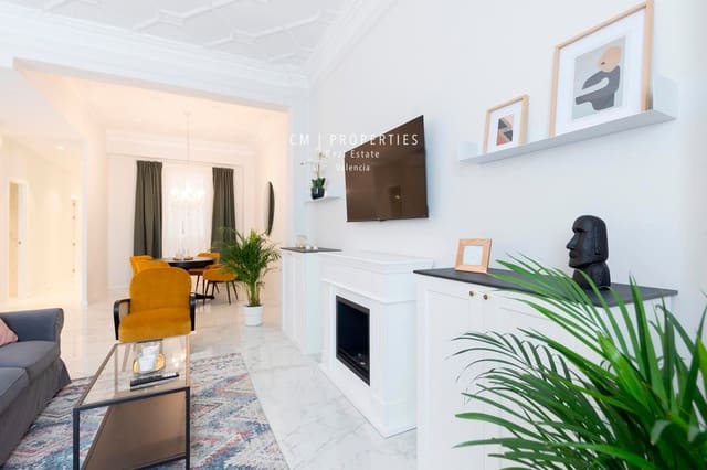 3 sovrum Lägenhet att hyra i Extramurs, Valencia stad - 2 500 € (Ref: 8333042)