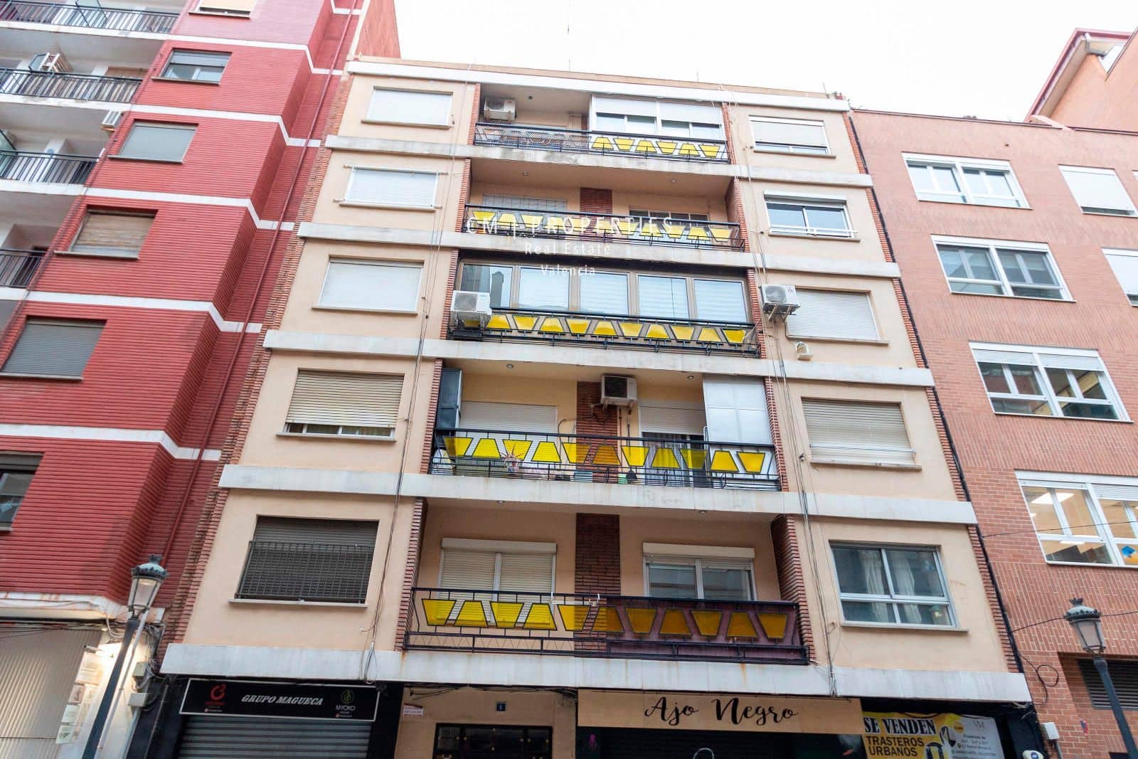 1 bedroom Flat for rent in Valencia city - € 1,200 (Ref: 8337320)