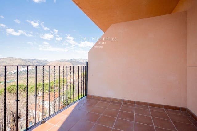 Chalet de 4 habitaciones en Torás en alquiler con piscina garaje - 750 € (Ref: 8343407)