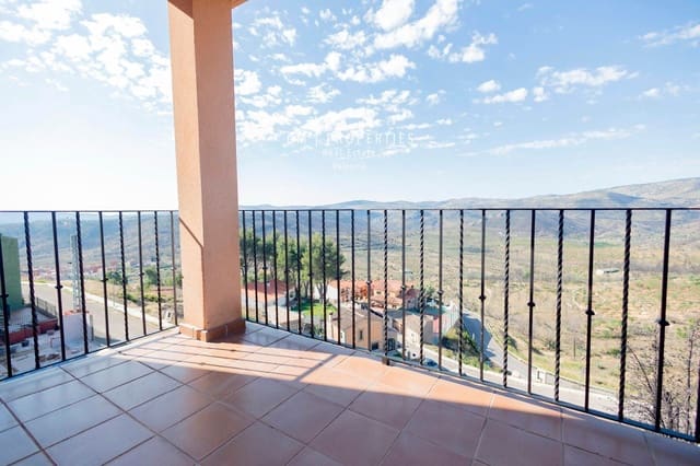 Chalet de 4 habitaciones en Torás en alquiler con piscina garaje - 750 € (Ref: 8343407)