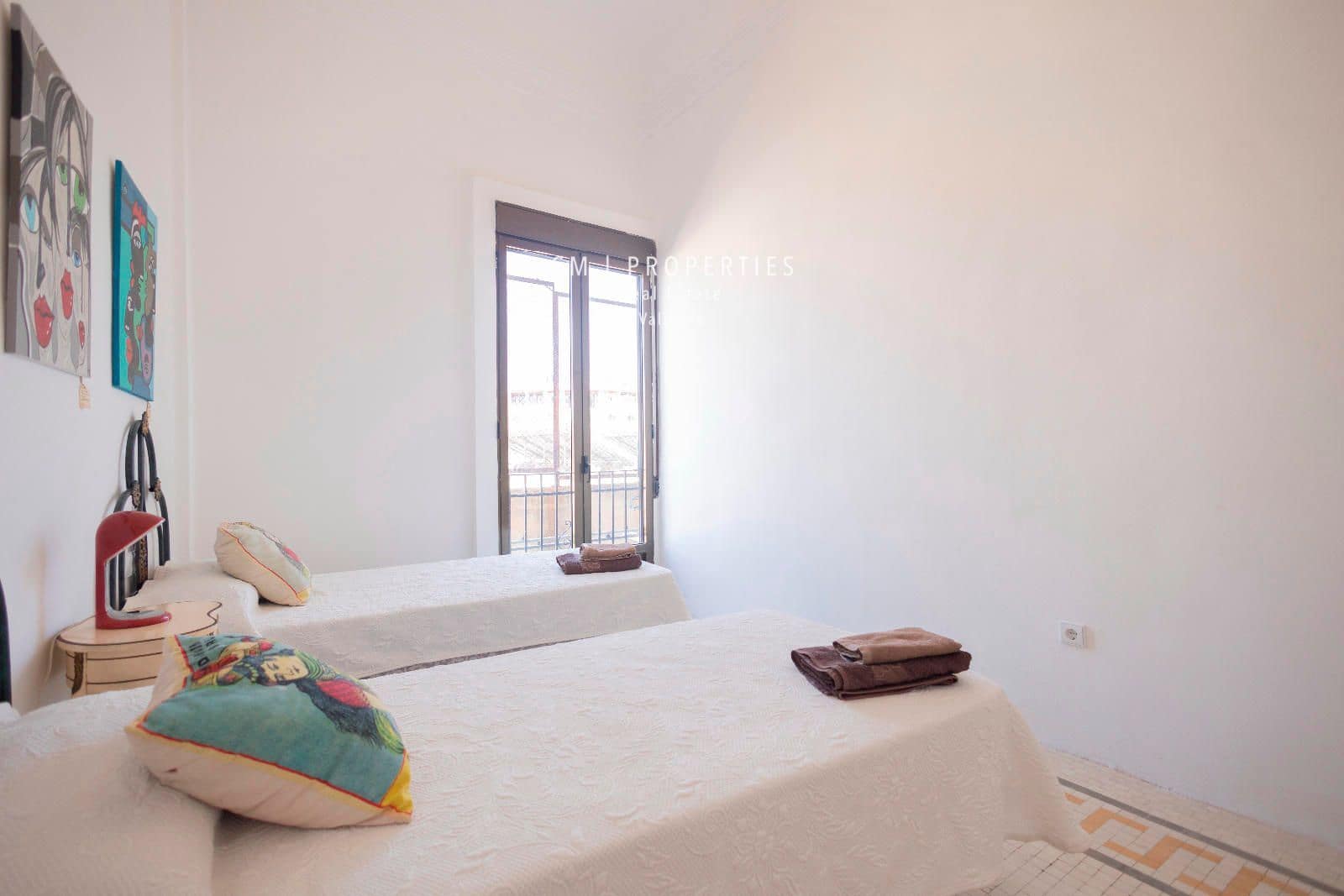 Penthouse de 3 chambres à louer à Valence ville - 2 700 € (Ref: 8343408)