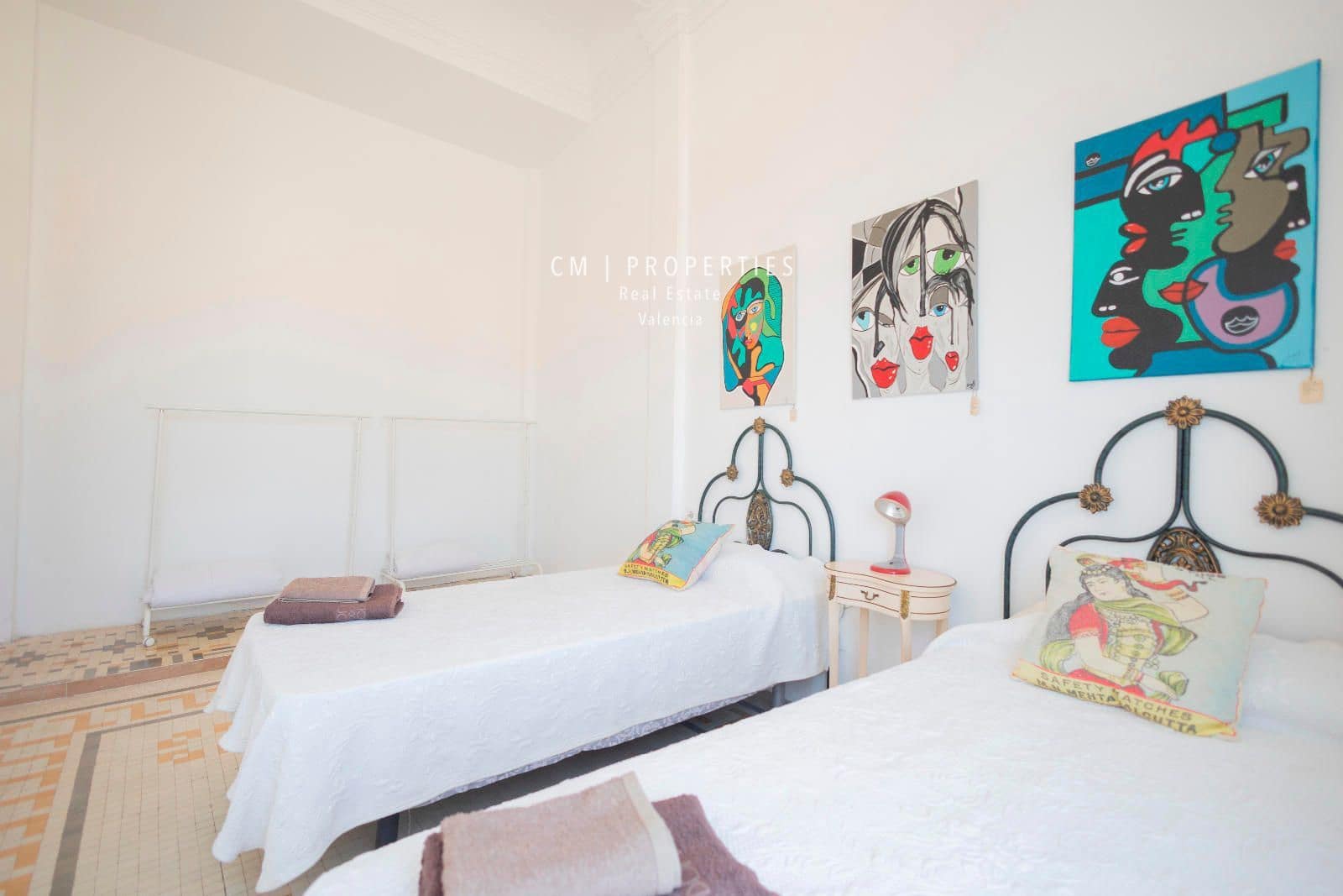 Penthouse de 3 chambres à louer à Valence ville - 2 700 € (Ref: 8343408)
