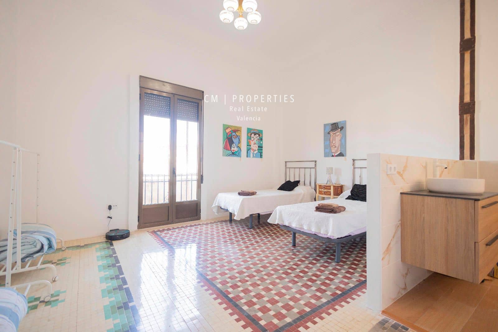 Penthouse de 3 chambres à louer à Valence ville - 2 700 € (Ref: 8343408)