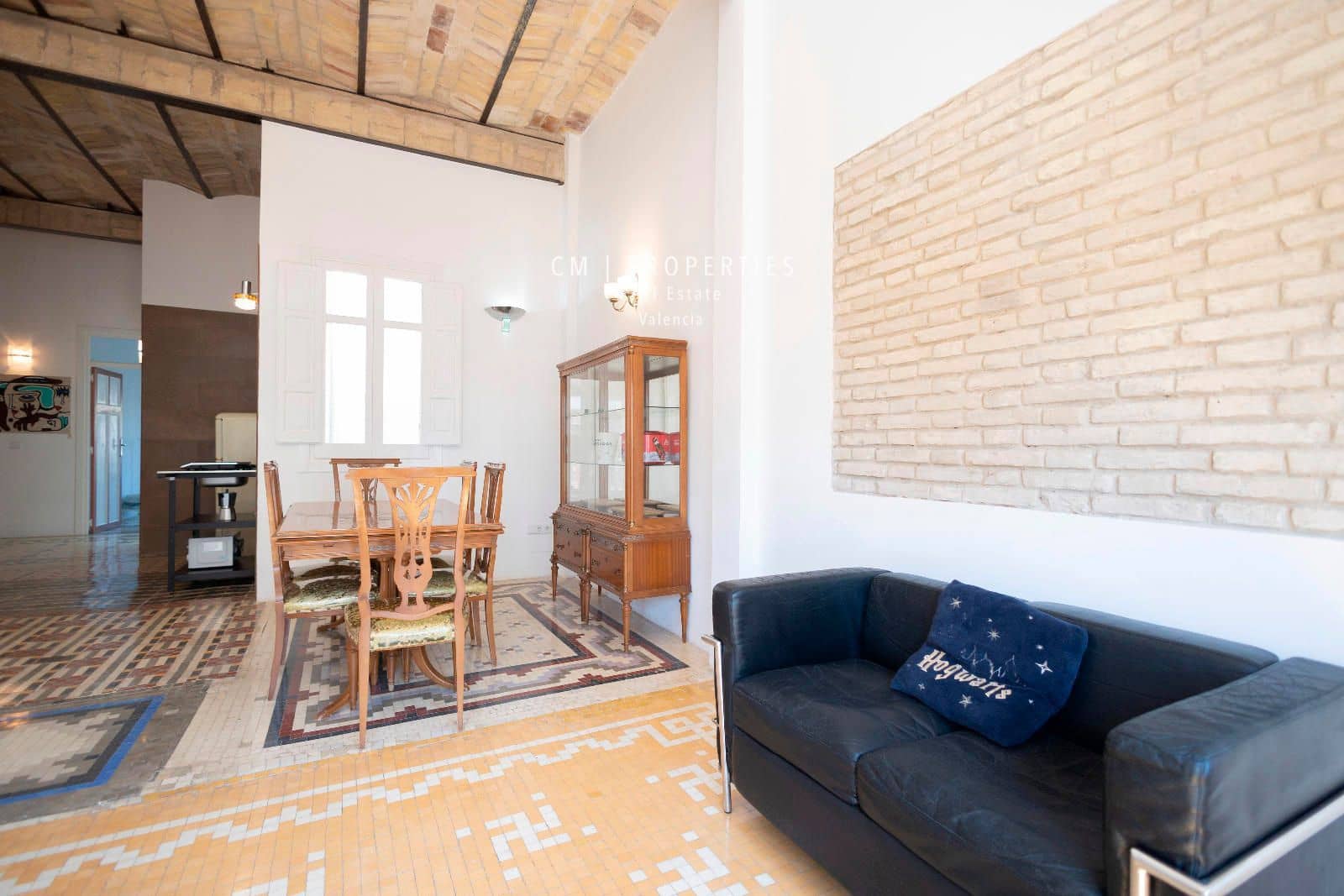 Penthouse de 3 chambres à louer à Valence ville - 2 700 € (Ref: 8343408)