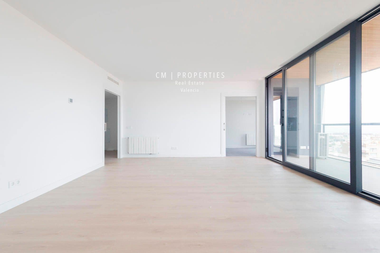 4 Zimmer Wohnung zu vermieten in Valencia Stadt mit Pool Garage - 4.500 € (Ref: 8345902)