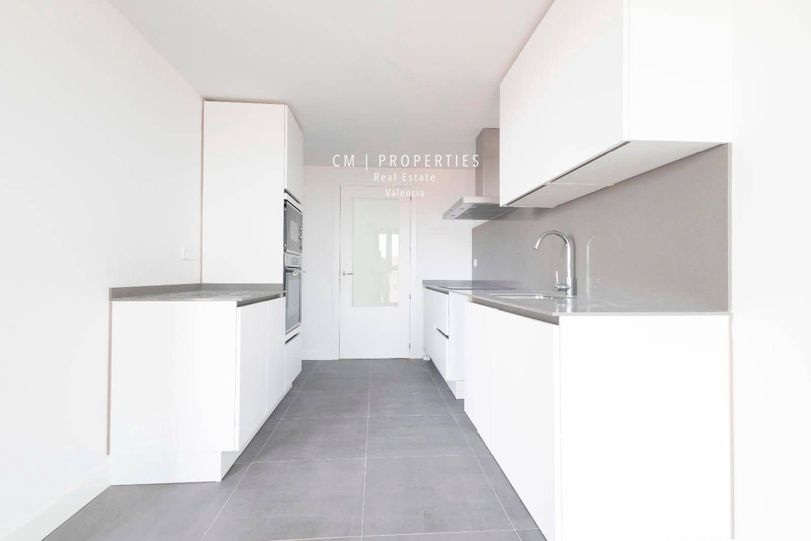 4 Zimmer Wohnung zu vermieten in Valencia Stadt mit Pool Garage - 4.500 € (Ref: 8345902)