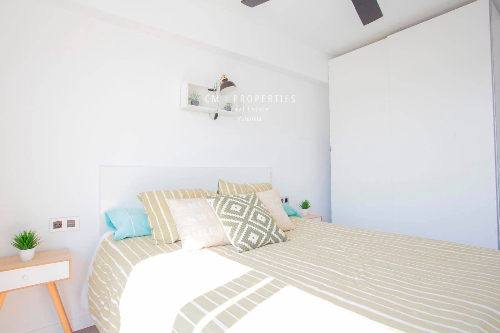 3 makuuhuone Kattohuoneisto vuokrattavana paikassa Valencia kaupunki - 1 400 € (Ref: 8347410)