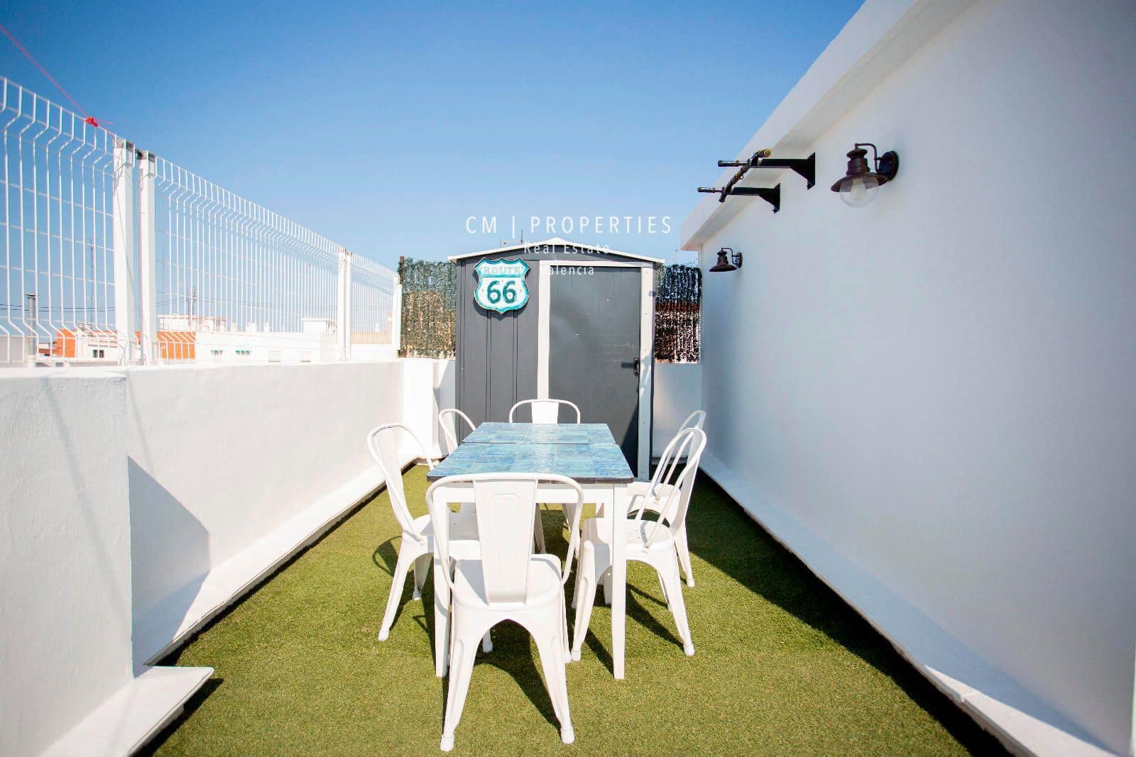 3 makuuhuone Kattohuoneisto vuokrattavana paikassa Valencia kaupunki - 1 400 € (Ref: 8347410)