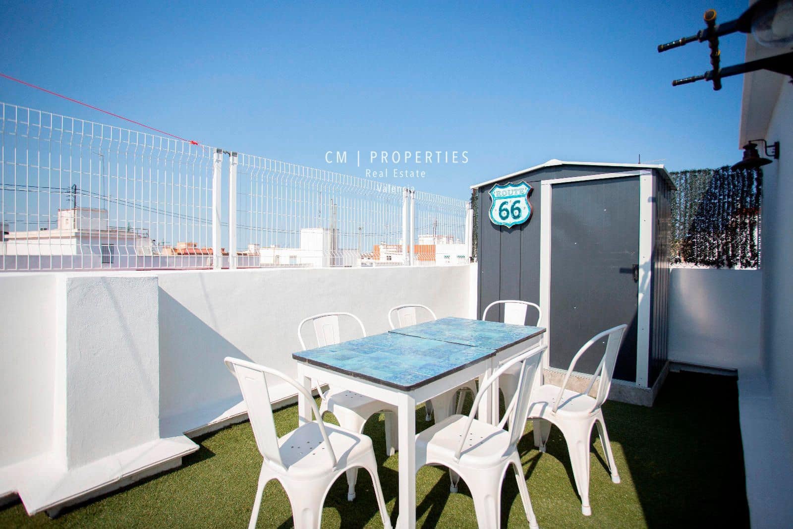 3 makuuhuone Kattohuoneisto vuokrattavana paikassa Valencia kaupunki - 1 400 € (Ref: 8347410)