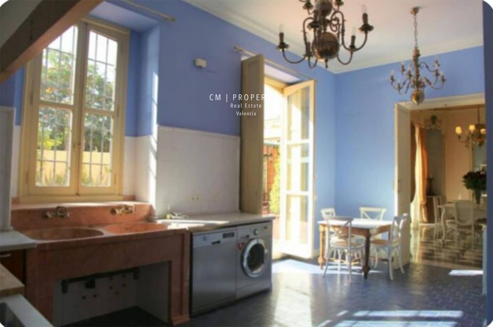 6 soverom Leilighet til leie i Valencia by - € 6 000 (Ref: 8354319)