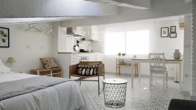 Appartamento da affittare in Extramurs, Valencia città - 950 € (Rif: 8370411)
