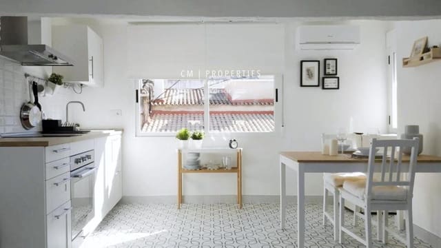 Appartamento da affittare in Extramurs, Valencia città - 950 € (Rif: 8370411)